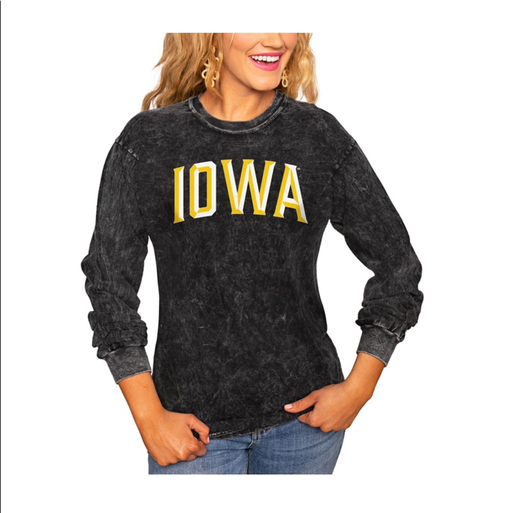 Women’s Small Iowa long sleeve charcoal dark gray / black shirt - NEW w/o tags